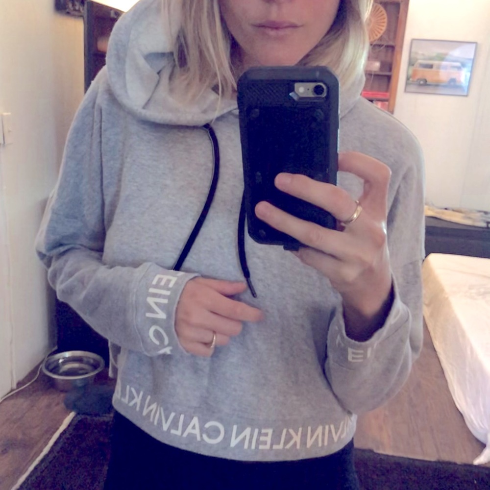 Cavin Klein crop hoodie